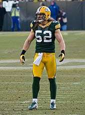 A photo of Clay Matthews III in uniform on the field waiting for the play to begin