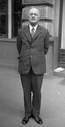 image of Oswald Villard