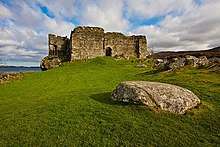 Photo of a ruined stone castle