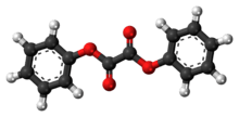 Ball-and-stick model of the diphenyl oxalate molecule
