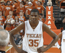 Kevin Durant playing for the Texas Longhorns in 2007