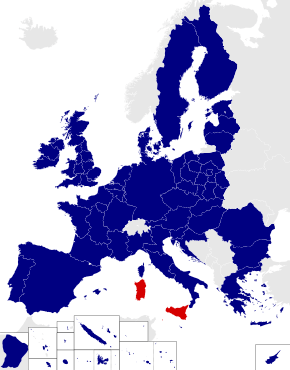 Map of the 2014 European Parliament constituencies with Italian Islands highlighted in red