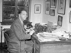 Foster Hewitt was the Maple Leafs' first play-by-play announcer on the radio from 1927 to 1968