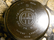Griswold #8 sized cast iron dutch oven bearing the Griswold "large logo" (1920s through early 1940s)