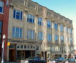 Photograph of the Heilbronner Block, a three-story commercial building on a city street