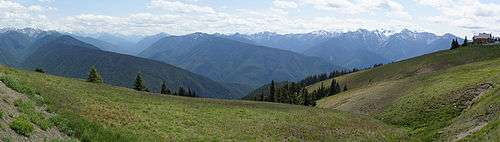 Panoramic view of the Olympic National Park as seen from the Hurricane Ridge visitor center parking lot