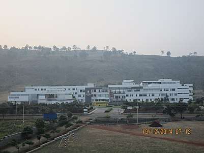 KLE's college of engineering and techmology, Chikodi , it is the only engineering collage in the town