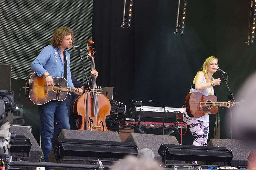 James Walbourne and Kami Thompson of The Rails at Copredy Festival 2012