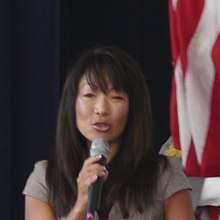 Picture of Lee Ann Kim, speaking at Barnard Elementary School in San Diego, September 2012.