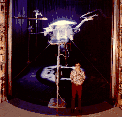 Mariner 10 in 25 ft Space Simulator