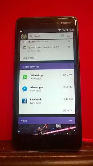 Microsoft Launcher feed running on a Nokia 6