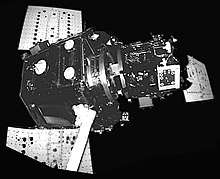 Autonomous robot space selfie of Orbital Express spacecraft