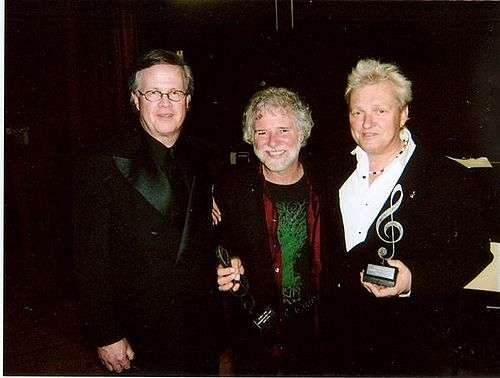 Ray_Reach_Chuck_Leavell_Peter_Wolf_at_2008_BAMAs.jpg