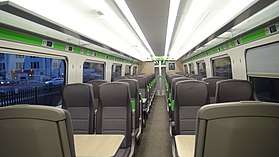 Standard class seats in GWR unit 800009.