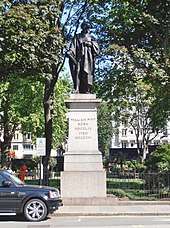 Statue of William Pitt, The Younger in Hanover Square, Mayfair
