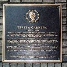 Plaque commemorating Teresa Carreño at the place of her death. New York City.