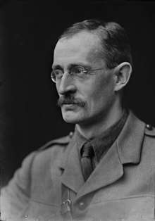 Spectacled man in First World War uniform